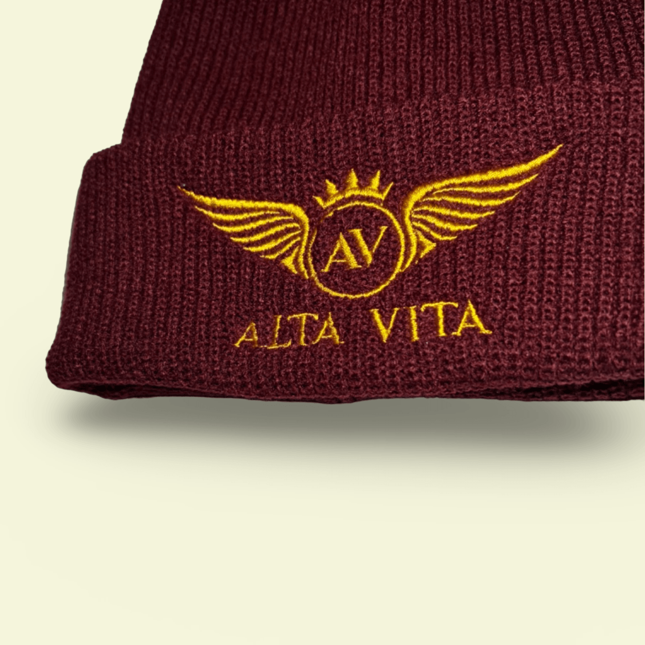 Alta Vita Mens Burgundy Beanie