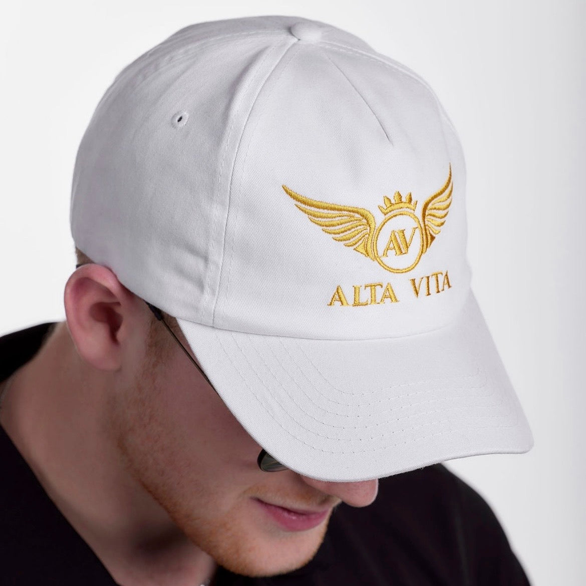 Alta Vita Mens White Cap